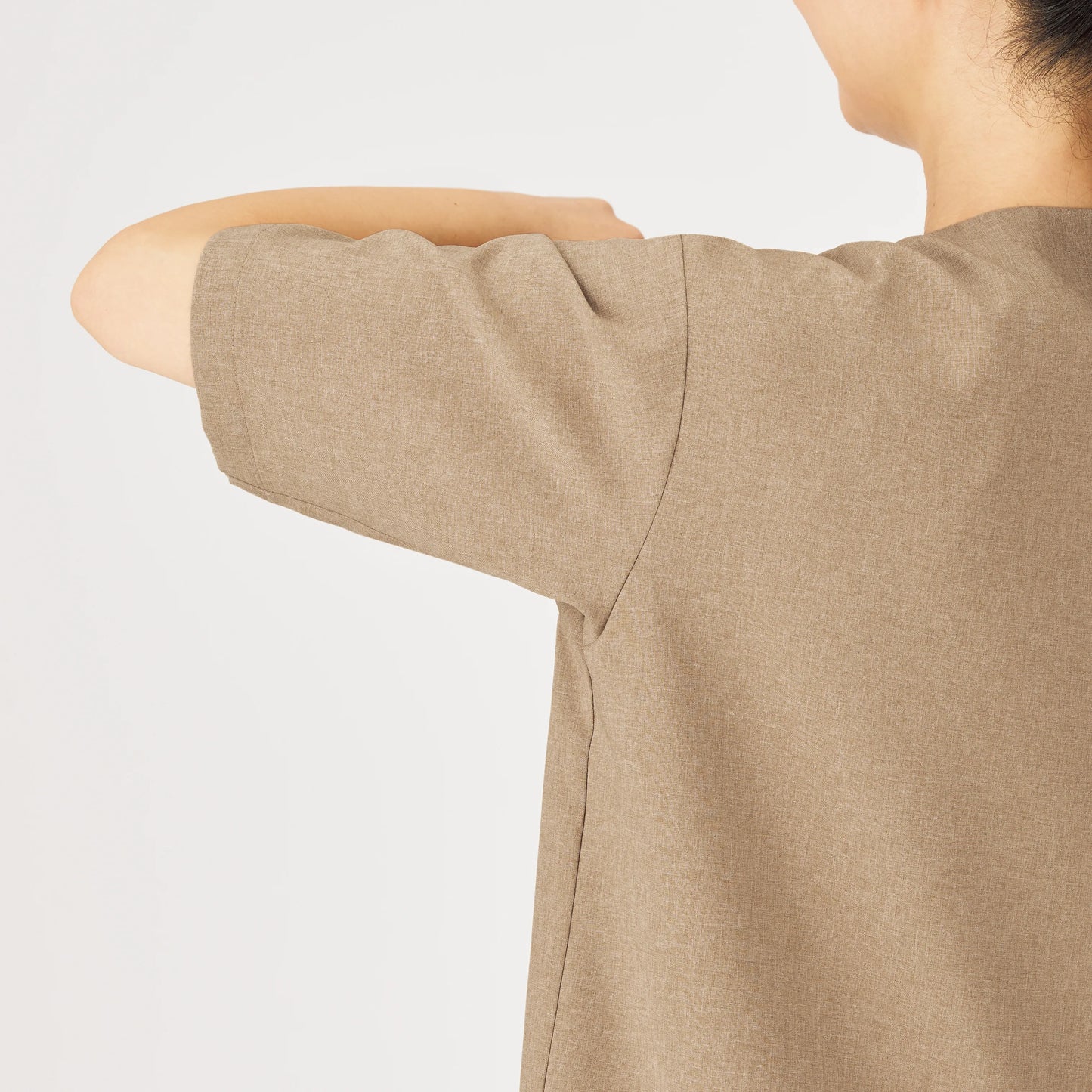 半袖プルオーバー